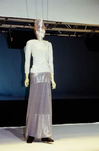 Look 3